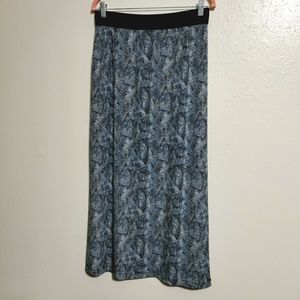 Black and Ivory/Off-White Animal Print Maxi Skirt with no Slits Size Medium